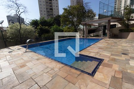 Apartamento à venda com 150m², 3 quartos e 2 vagas Apartamento à venda com 150m², 3 quartos e 2 vagasPiscina