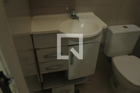 Banheiro de casa para alugar com 2 quartos, 100m² em Vila Anhanguera, São Paulo