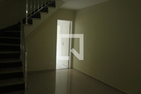 Sala de casa para alugar com 2 quartos, 100m² em Vila Anhanguera, São Paulo