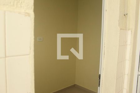 Quarto de Serviço de casa para alugar com 2 quartos, 100m² em Vila Anhanguera, São Paulo