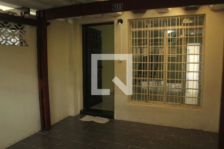 Garagem de casa para alugar com 2 quartos, 100m² em Vila Anhanguera, São Paulo