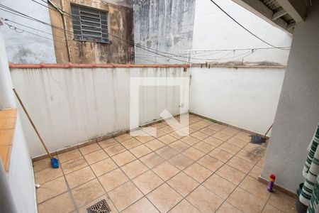 Casa à venda com 96m², 2 quartos e 1 vagaQuintal
