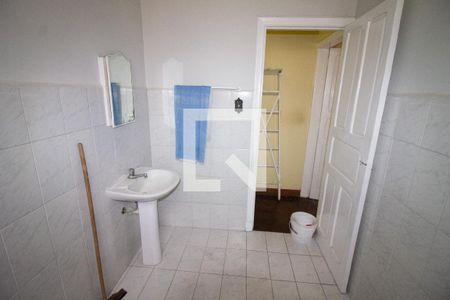 Casa à venda com 96m², 2 quartos e 1 vagaBanheiro