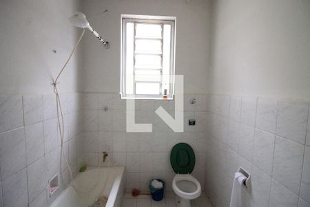 Casa à venda com 96m², 2 quartos e 1 vagaBanheiro