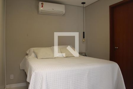 Quarto Suíte de apartamento para alugar com 2 quartos, 100m² em Flamengo, Rio de Janeiro