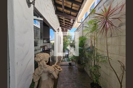 Casa à venda com 201m², 3 quartos e 4 vagasÁrea Comum