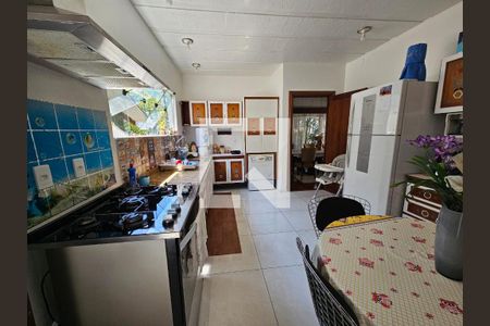 Casa à venda com 201m², 3 quartos e 4 vagasCozinha