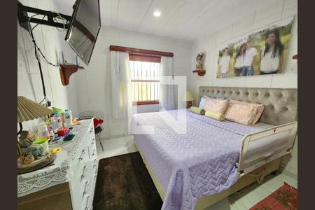 Casa à venda com 201m², 3 quartos e 4 vagasSuite