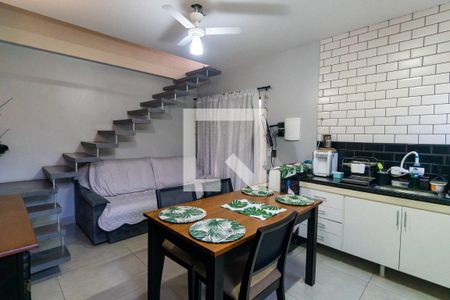 Casa à venda com 160m², 3 quartos e 2 vagasEdícula - Sala/Cozinha