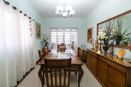 Casa à venda com 160m², 3 quartos e 2 vagasSala de Jantar