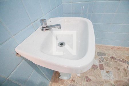 Casa para alugar com 250m², 3 quartos e 2 vagasBanheiro