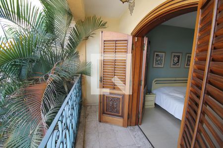 Casa à venda com 235m², 3 quartos e 3 vagasVaranda