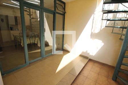 Casa à venda com 235m², 3 quartos e 3 vagasQuintal 1 