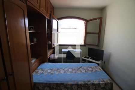 Quarto 2 de casa à venda com 3 quartos, 235m² em Vila Regente Feijó, São Paulo