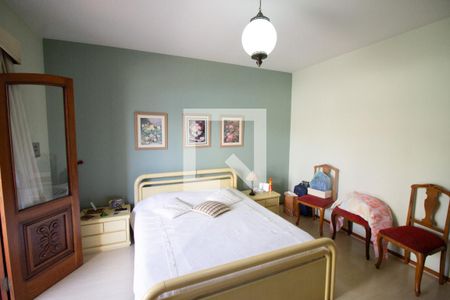 Casa à venda com 235m², 3 quartos e 3 vagasQuarto 3 - Suíte