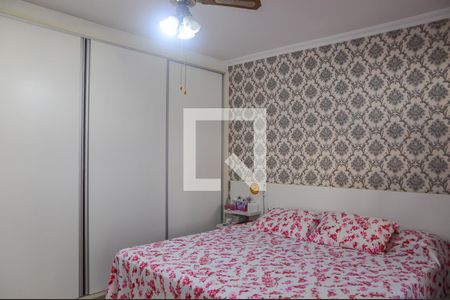 Casa à venda com 350m², 4 quartos e 5 vagas Casa à venda com 350m², 4 quartos e 5 vagasQuarto Suíte