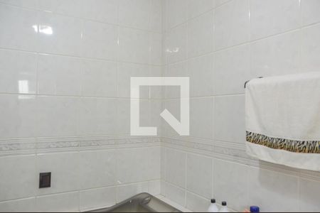 Casa à venda com 350m², 4 quartos e 5 vagas Casa à venda com 350m², 4 quartos e 5 vagasBanheiro da Suíte