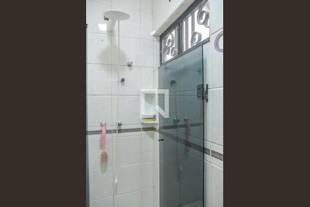 Casa à venda com 350m², 4 quartos e 5 vagas Casa à venda com 350m², 4 quartos e 5 vagasBanheiro