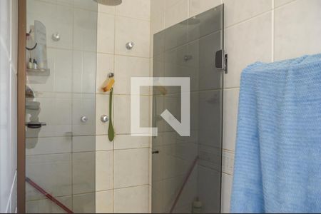 Casa à venda com 350m², 4 quartos e 5 vagas Casa à venda com 350m², 4 quartos e 5 vagasBanheiro da Suíte