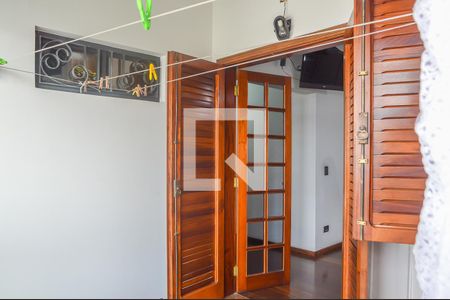 Casa à venda com 350m², 4 quartos e 5 vagas Casa à venda com 350m², 4 quartos e 5 vagasSacada da Suíte