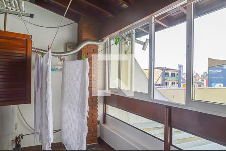 Casa à venda com 350m², 4 quartos e 5 vagas Casa à venda com 350m², 4 quartos e 5 vagasSacada da Suíte