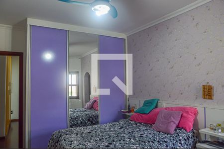 Casa à venda com 350m², 4 quartos e 5 vagas Casa à venda com 350m², 4 quartos e 5 vagasQuarto 1