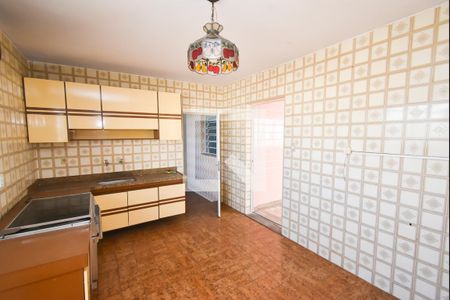 Casa à venda com 400m², 2 quartos e 2 vagasCozinha 2