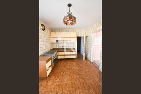 Casa à venda com 400m², 2 quartos e 2 vagasCozinha 2