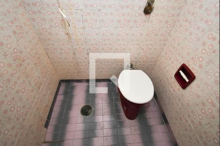 Casa à venda com 400m², 2 quartos e 2 vagasBanheiro Externo