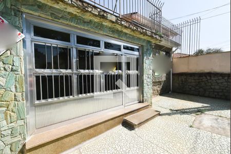 Casa à venda com 400m², 2 quartos e 2 vagasGaragem