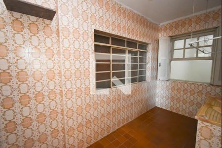 Casa à venda com 400m², 2 quartos e 2 vagasLavanderia