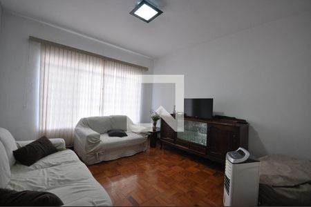 Sala de casa para alugar com 3 quartos, 300m² em Vila Paiva, São Paulo
