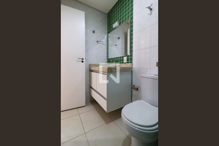 Apartamento à venda com 72m², 2 quartos e 2 vagas Apartamento à venda com 72m², 2 quartos e 2 vagasBanheiro social