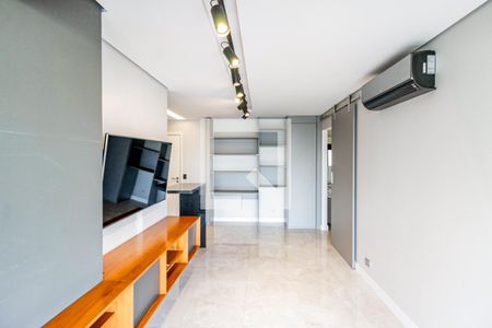 Sala de apartamento para alugar com 1 quarto, 50m² em Jardim Santo Amaro, São Paulo