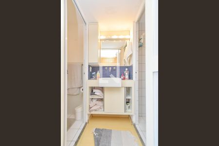 Banheiro de kitnet/studio à venda com 1 quarto, 30m² em Consolação, São Paulo