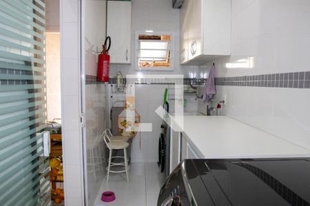 Casa à venda com 140m², 3 quartos e 2 vagasÁrea de Serviço