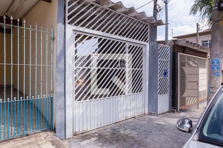 Casa para alugar com 100m², 3 quartos e 1 vaga Casa para alugar com 100m², 3 quartos e 1 vagaFachada