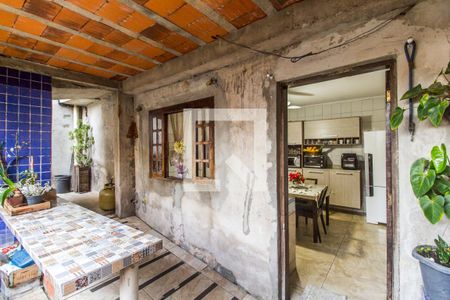 Casa à venda com 420m², 4 quartos e 3 vagas Casa à venda com 420m², 4 quartos e 3 vagasVaranda gourmet