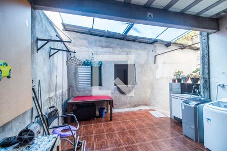 Casa à venda com 420m², 4 quartos e 3 vagas Casa à venda com 420m², 4 quartos e 3 vagasÁrea de Serviço