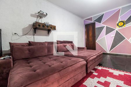 Casa à venda com 420m², 4 quartos e 3 vagasSala de TV