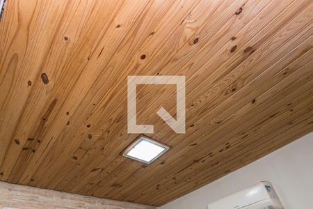 Quarto - Detalhe do teto de casa à venda com 1 quarto, 49m² em Penha, Rio de Janeiro