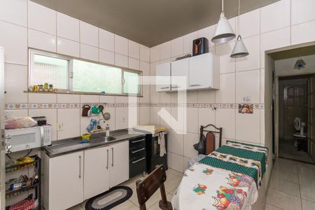 Casa à venda com 49m², 1 quarto e 2 vagas Casa à venda com 49m², 1 quarto e 2 vagasCozinha