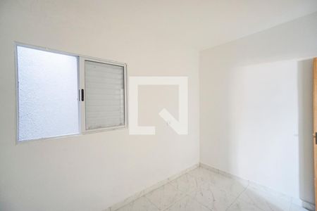 Quarto 2 de apartamento para alugar com 2 quartos, 46m² em Vila Esperança, São Paulo