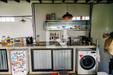 Casa para alugar com 80m², 1 quarto e 2 vagas Casa para alugar com 80m², 1 quarto e 2 vagasCozinha e Área de Serviço