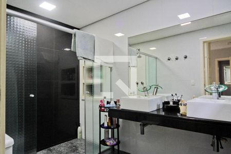 Apartamento à venda com 170m², 3 quartos e 2 vagasBanheiro da Suíte