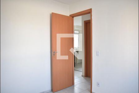 Quarto 1 de apartamento para alugar com 2 quartos, 40m² em Campo Grande, Rio de Janeiro