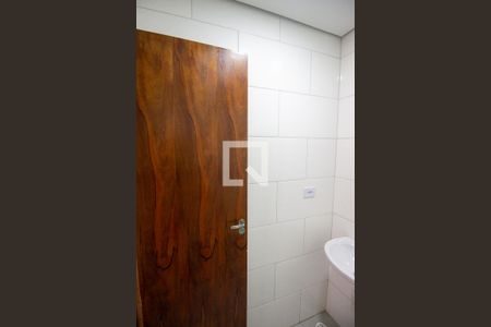 Apartamento para alugar com 37m², 2 quartos e sem vagaBanheiro