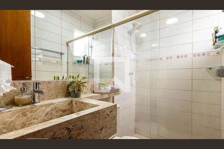 Casa à venda com 3 quartos, 148m² em Vila Ré, São Paulo