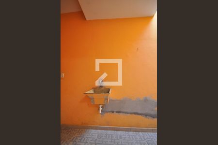 Área de Serviço de casa para alugar com 1 quarto, 42m² em Vila Nova Galvão, São Paulo