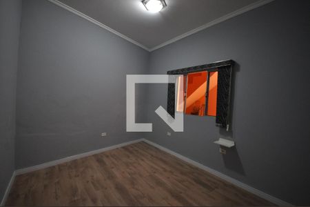Quarto de casa para alugar com 1 quarto, 42m² em Vila Nova Galvão, São Paulo